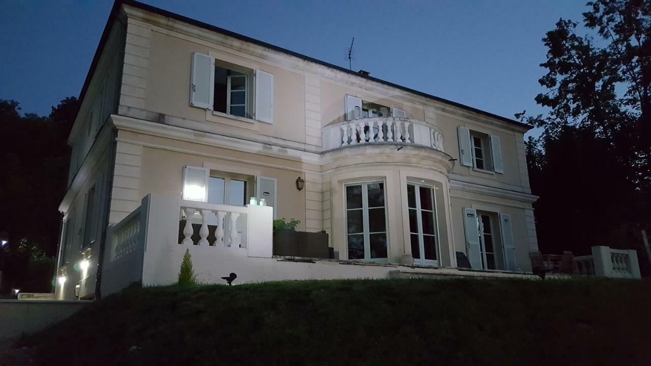 Ferienwohnung La Source De Bougival Exterior foto